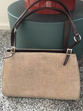 Frankie and Johnnie tan linen handbag !!!